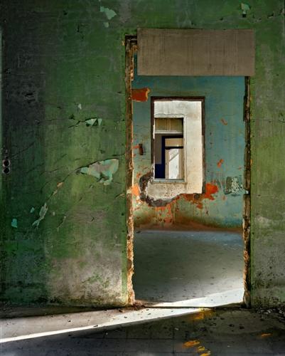 Robert Polidori<p class="titolo-immagine">HOTEL PETRA #6, LEBANON 2010</p>