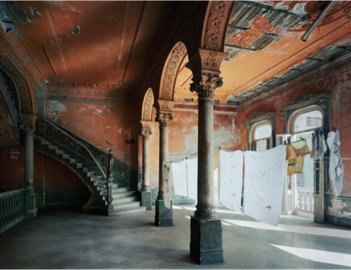Robert Polidori<p class="titolo-immagine">LA GUARIDA, RESTAURANT ENTRANCE, HAVANA, DECEMBER 1997 SOLD OUT</p>